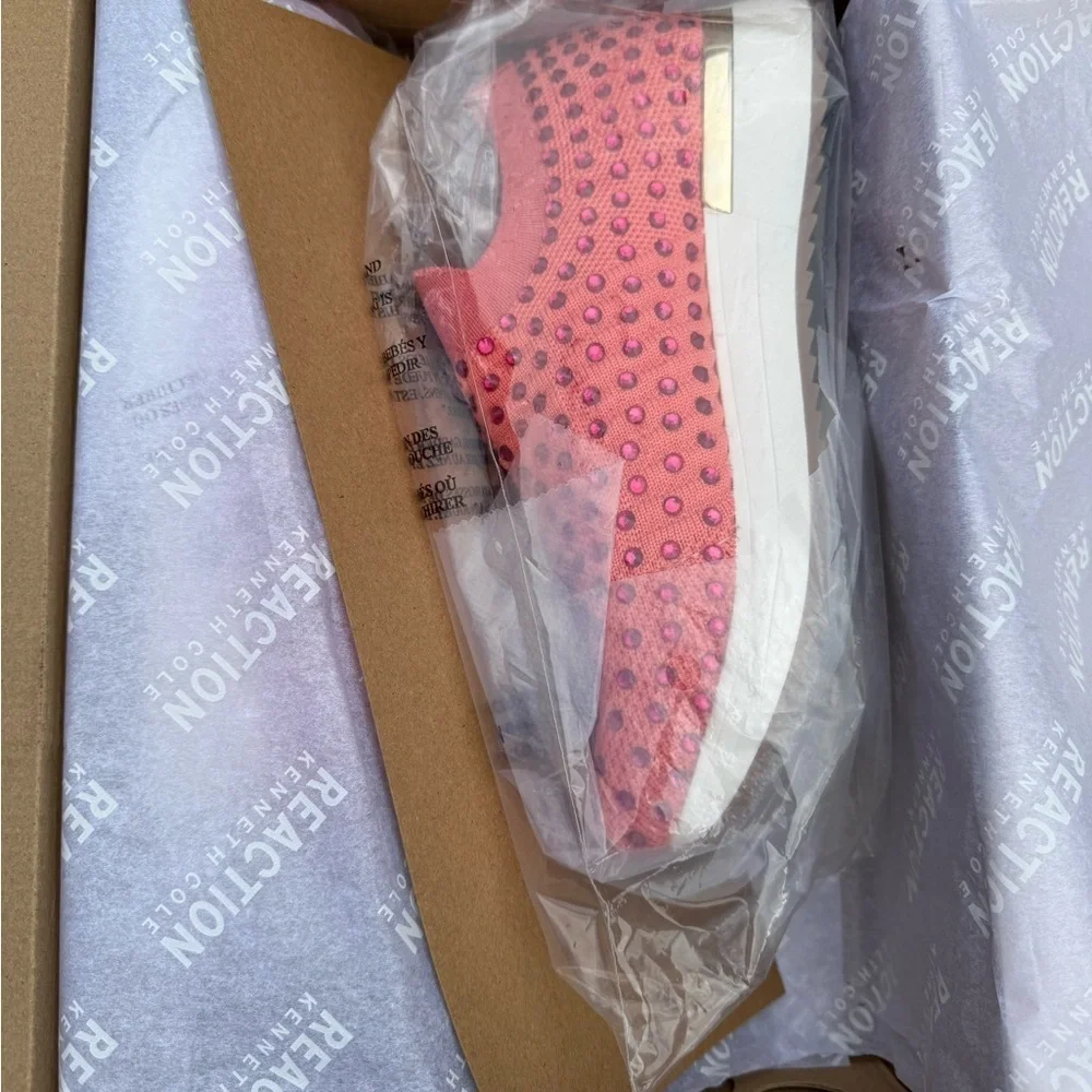 Kenneth Cole Reaction Cameron Jewel Sneaker Coral Rhinestone New Sz: 6 & 7